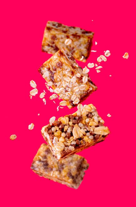 Barre de céréales chocolatée par Atelier Mundi, tout en chocolat