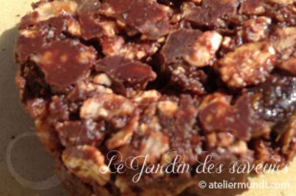Barre de céréales au chocolat par Atelier Mundi, tout en chocolat