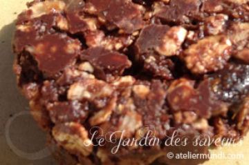 Barre de céréales au chocolat par Atelier Mundi, tout en chocolat